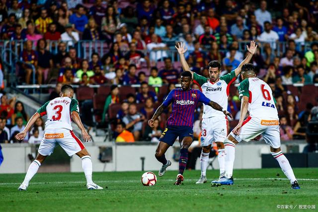 萨卡：大卫-路易斯对我影响最大